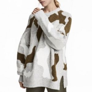 COPY - H&M Jacquard Camo Grey Olive Sweater Medium